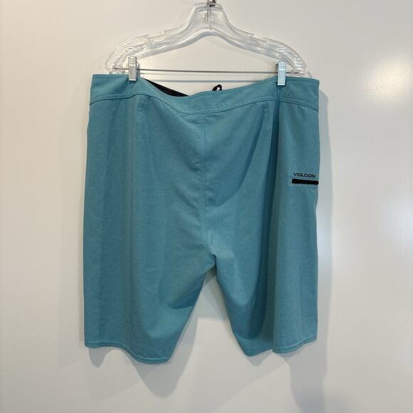 Volcom Aqua Board 10” Shorts Swim Trunks Men’s Size 40 (991) - Picture 2 of 6